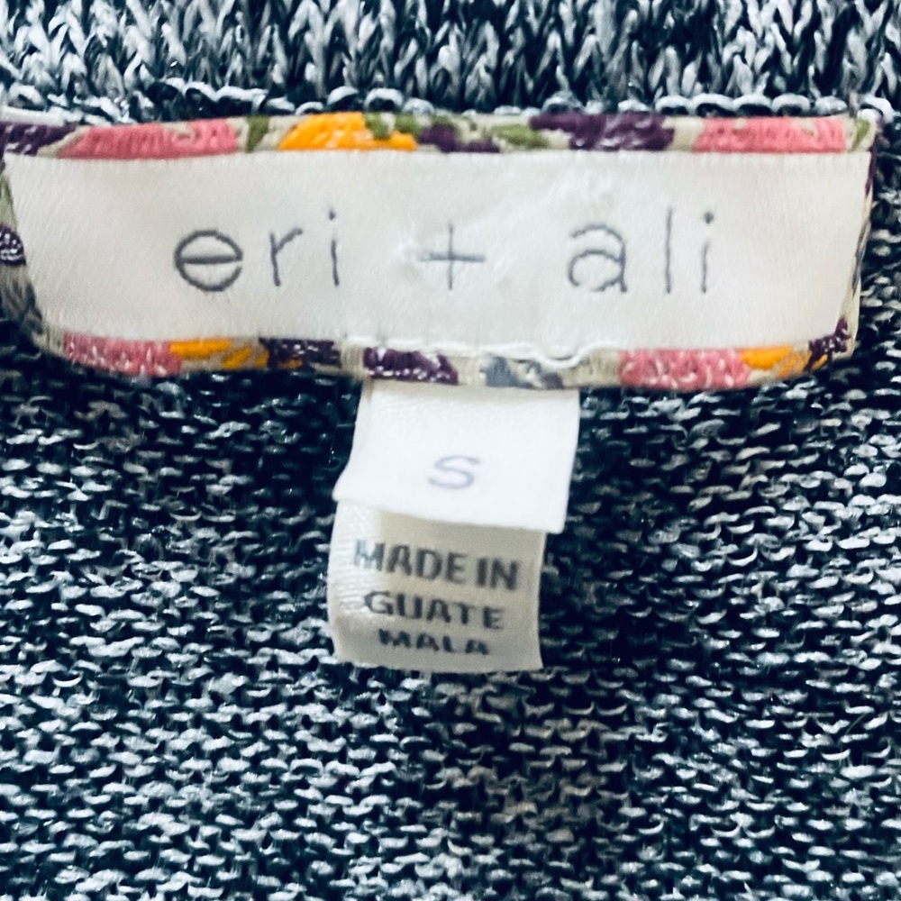 Women’s Small Sweater Eri Ali Anthropologie Gray Lightweight Knit Cowl Neck Soft - Picture 9 of 11